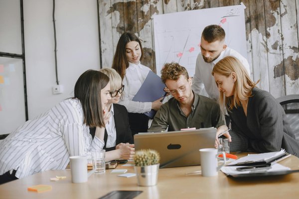 Les habitudes matinales pour une meilleure gestion du temps